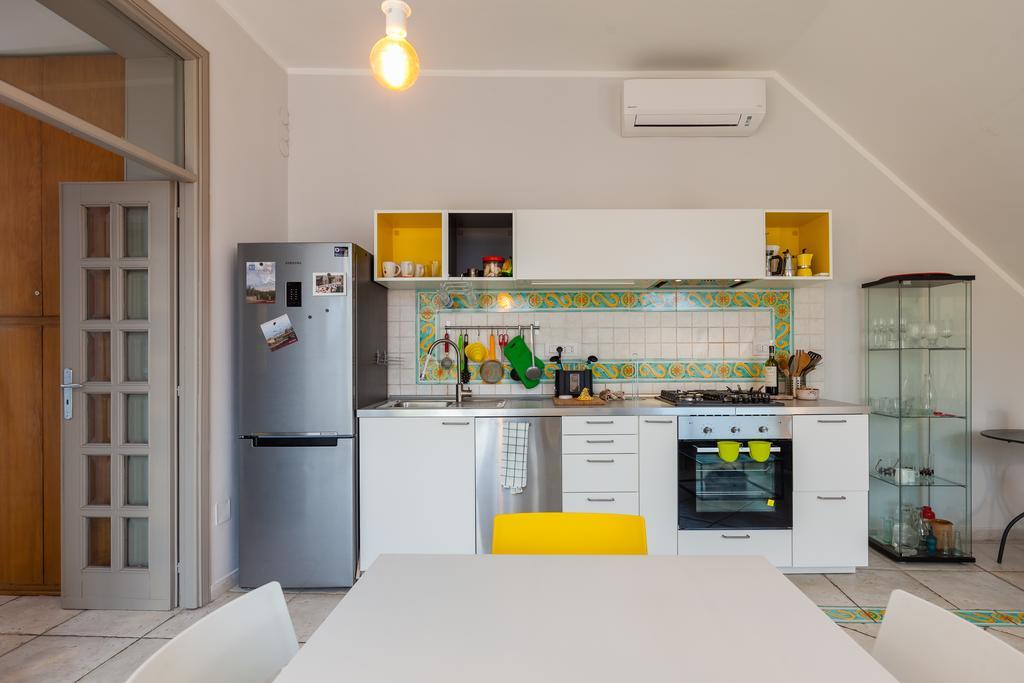 Bright Rooftop By Napoliapartments ภายนอก รูปภาพ