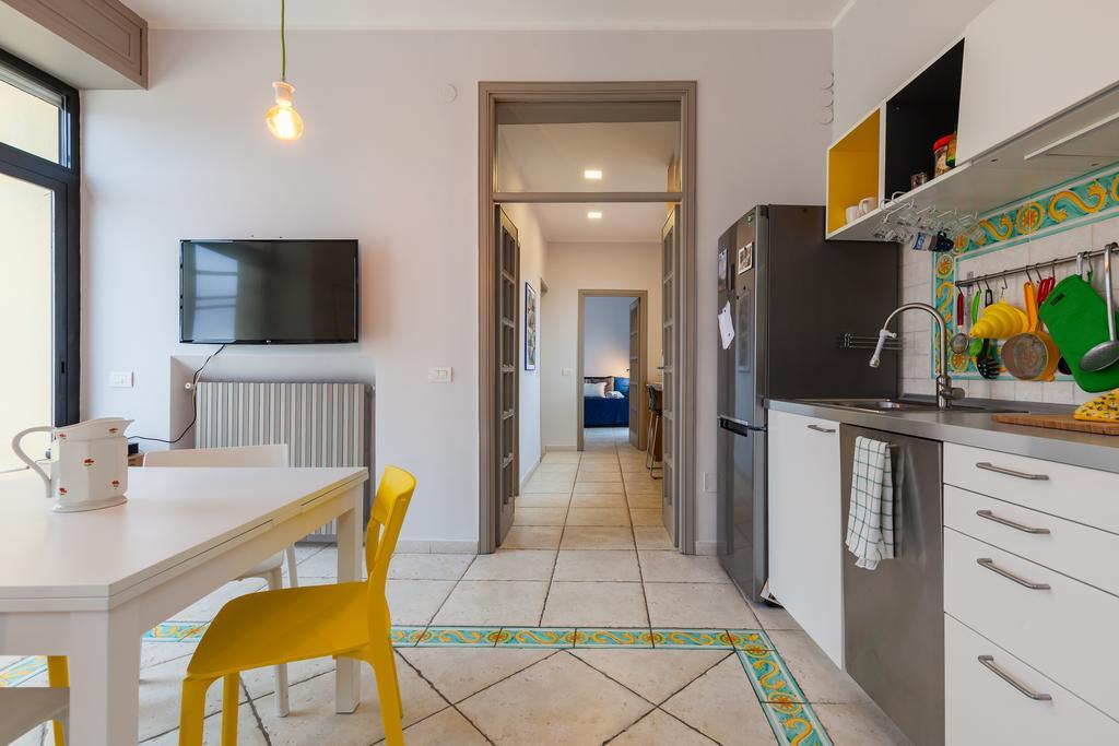 Bright Rooftop By Napoliapartments ภายนอก รูปภาพ