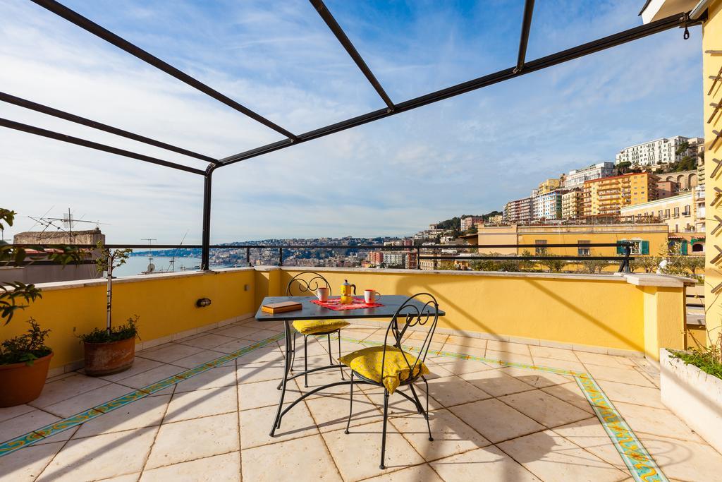 Bright Rooftop By Napoliapartments ภายนอก รูปภาพ